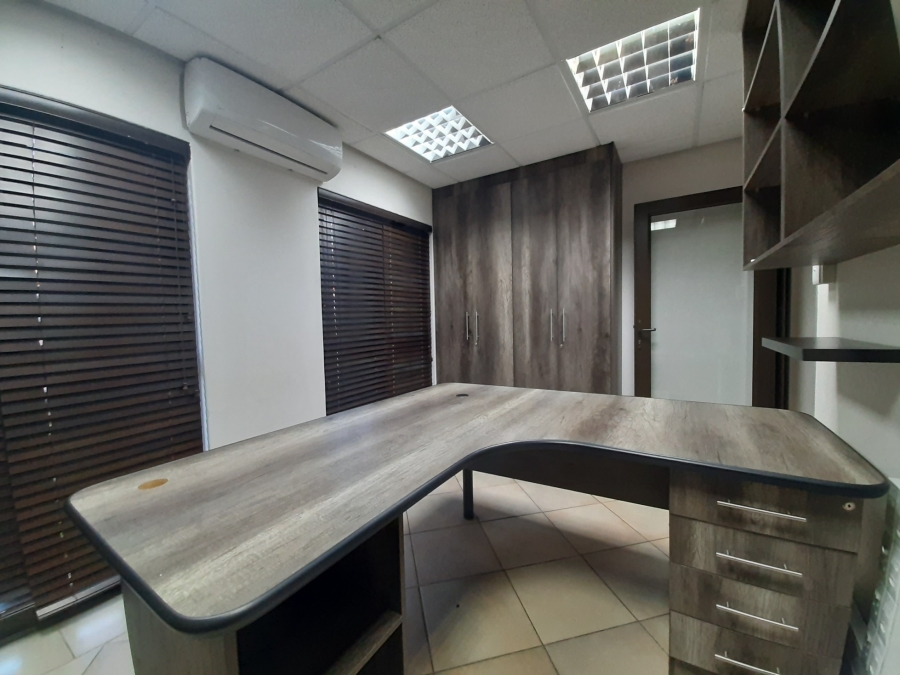 To Let commercial Property for Rent in Gonubie Eastern Cape